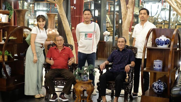 ayu dewi ayu dewi