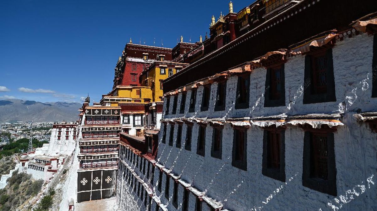Mengapa Tibet Sering Disebut Negeri Atap Dunia?