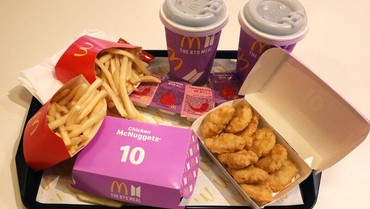 img-title Gokil, ARMY Cuci Bungkus BTS Meal untuk Dijadikan Koleksi