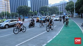 Jalur Khusus Road Bike Jalan Sudirman Dianggap Kebijakan Liar