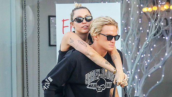 Hampir Setahun Putus, Cody Simpson Buka Suara Soal Miley Cyrus