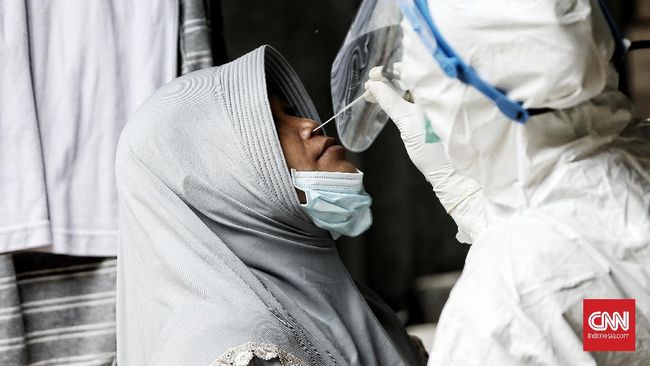 Kemenkes Sebut Tes PCR Warga Bergejala Gratis di Puskesmas Selain warga yang bergejala Covid-19, Kemenkes menyampaikan kontak erat dan suspek juga bisa mendapat akses gratis tes PCR di puskesmas.