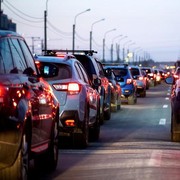 Usir Kebosanan, Lakukan 5 Hal Ini Saat Menunggu Lampu Merah Berganti Hijau