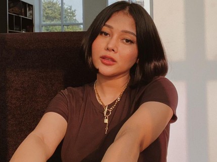 Terpopuler: Tanaman Hias Daun - Potret Mutia Ayu Setelah Glenn Fredly Tiada
