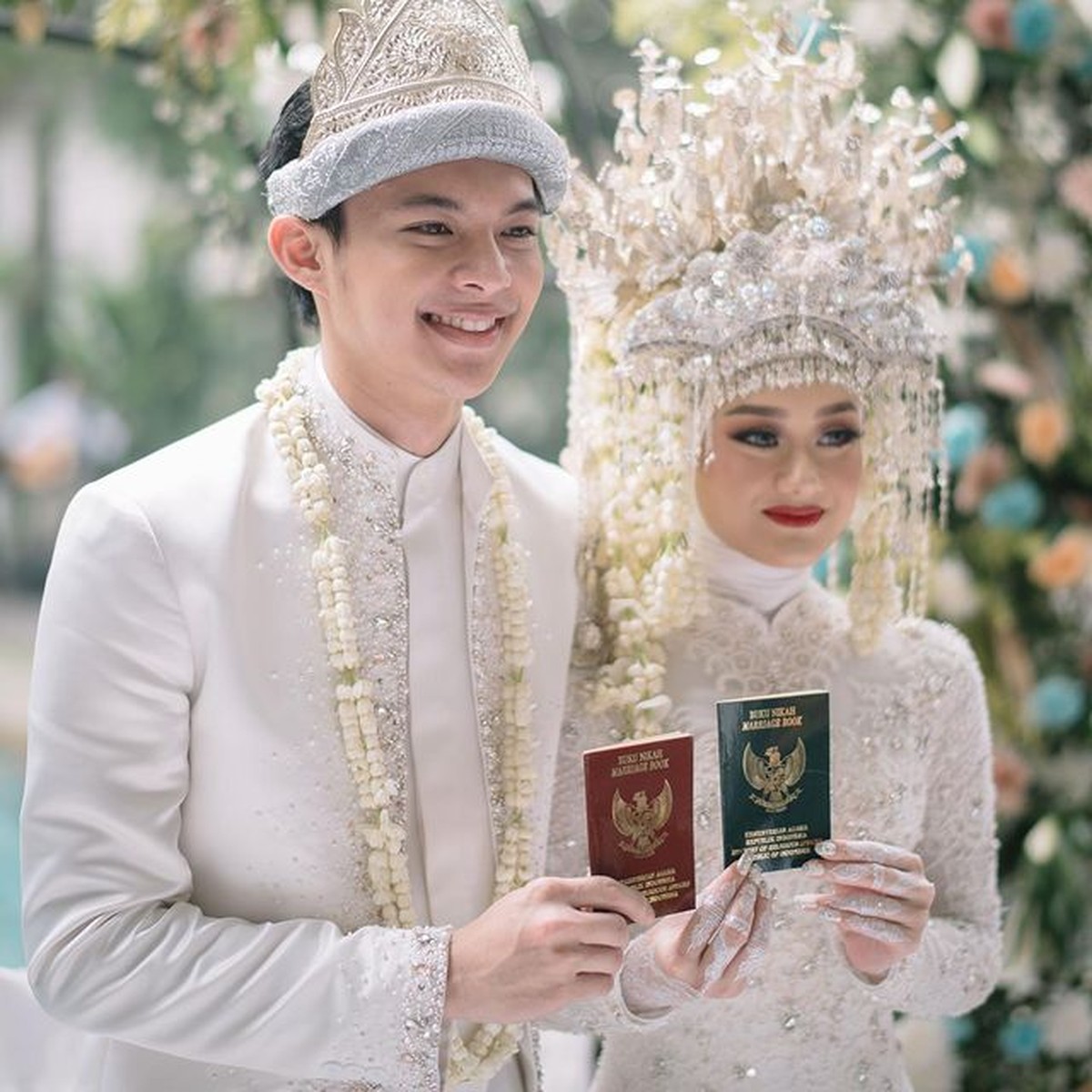 Pasangan Artis yang Menikah Usai Jalani Taaruf