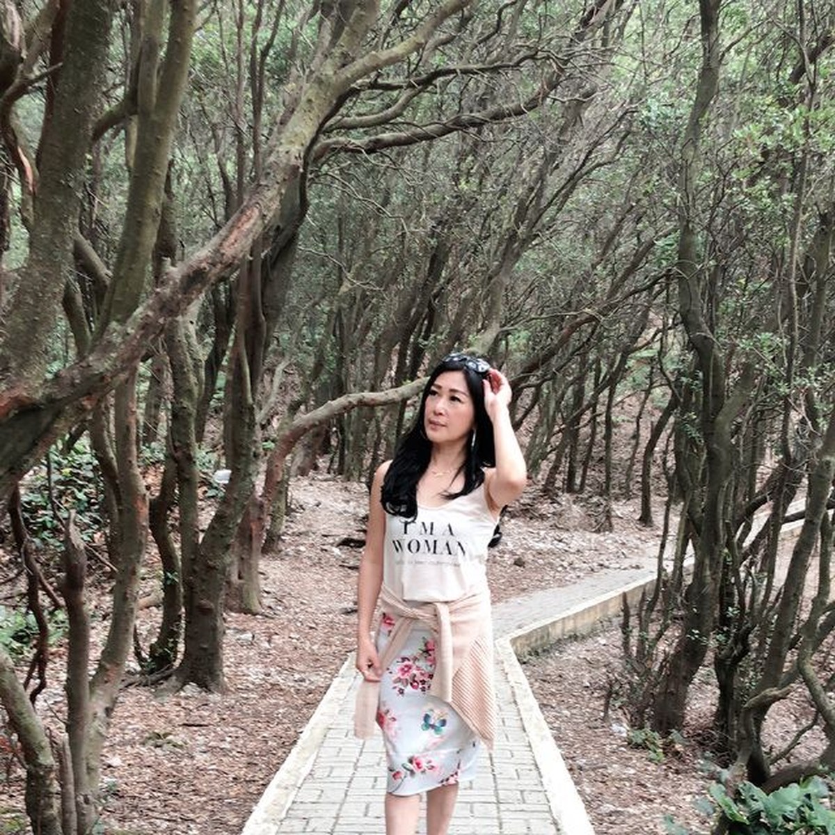 Sosok Ibunda Larissa Chou yang Cantik dan Modis