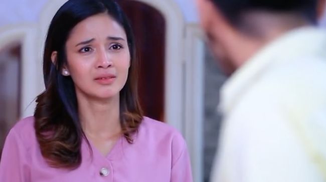 Penokohan Zahra dalam sinetron Suara Hati Istri mendapat sorotan karena menampilkan anak di bawah umur sebagai istri muda.