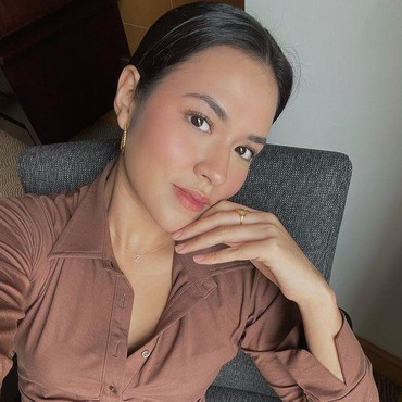 Lirik Lagu Tentang Dirimu - Raisa