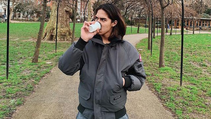 Kegiatan Seru El Rumi Selama Kuliah di London El Rumi dikabarkan telah menamatkan kuliahnya di London. Yuk kita lihat apa saja kegiatan serunya selama berkuliah disana!