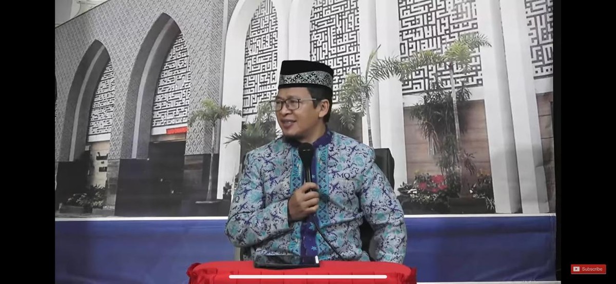 Bikin syok&comma; anak bongkar perlakuan buruk Aa Gym kepada Teh Ninih&period; Yuk kita lihat potret Aa Gym&excl;