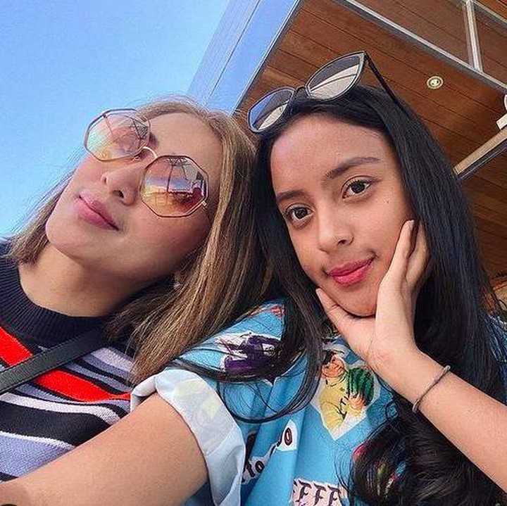 <p>Diketahui dari media sosial pribadinya, Kaneishia Yusuf atau Neishia tampaknya ikuti jejak sang ayah sebagai aktor. Gadis cantik ini menekuni dunia teater, Bunda. (Foto: Instagram @sendyyusuf)</p>