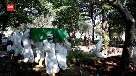 VIDEO:Angka Kematian Tinggi, Petugas Makam Di Kudus Kewalahan