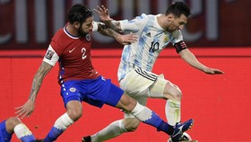 Messi Cetak Gol, Argentina vs Chile Imbang
