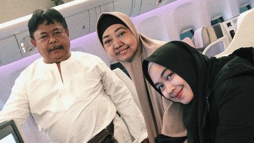 Pengajian 3 Hari Kepergian Sang Ayah, Ibunda Ria Ricis Ulang Tahun ke-57