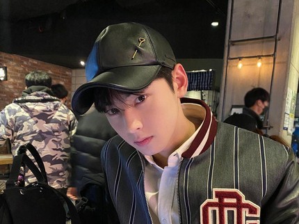 5 Potret Lawas Idol Sekaligus Aktor Korea Cha Eun Woo, Tampan Sejak Kecil!
