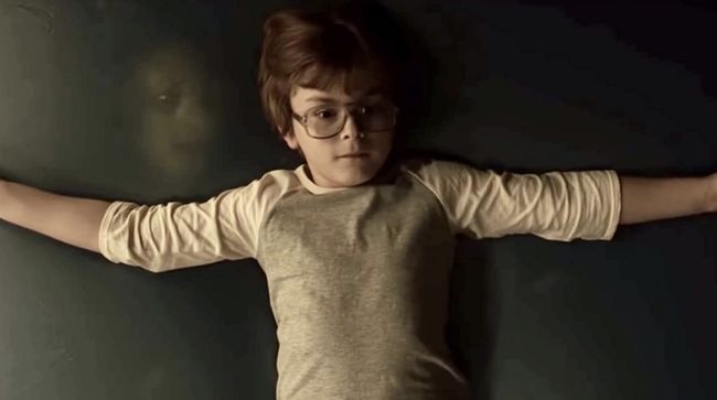Sutradara The Conjuring 3: The Devil Made Me Do It mengungkapkan cerita di balik salah satu adegan menyeramkan dalam film.