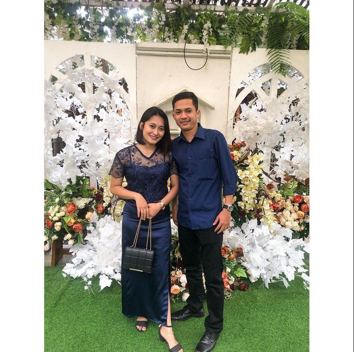 Mantan kekasih Nadya Mustika sempat dikira jadi korban tikung Rizky DA&comma; namun kini ia telah berbahagia&period; Yuk kita intip potretnya&excl;