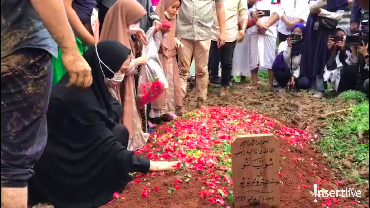 img-title Oki Setiana Dewi Beberkan Kondisi Sang Ayah Sebelum Meninggal Dunia