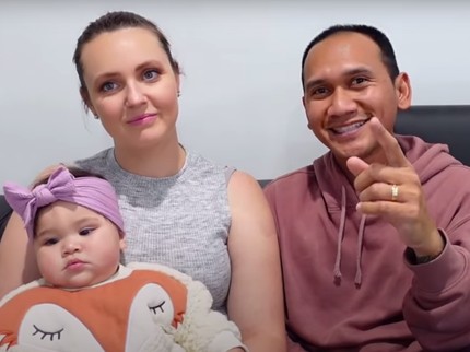 Cerita Bule Cantik Australia Nikahi Pria Jember, Suka Jengkel Gara-gara Bahasa