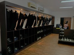 Gokil! Clothing Made in Bandung Bisa Produksi Celana Hanya 30 Menit