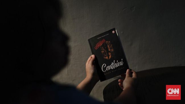 Salah satu bab dalam buku tafsir Serat Centhini memotret sejumlah cara membuat wanita bergairah dalam hubungan seks, berkaitan dengan penaggalan Jawa.