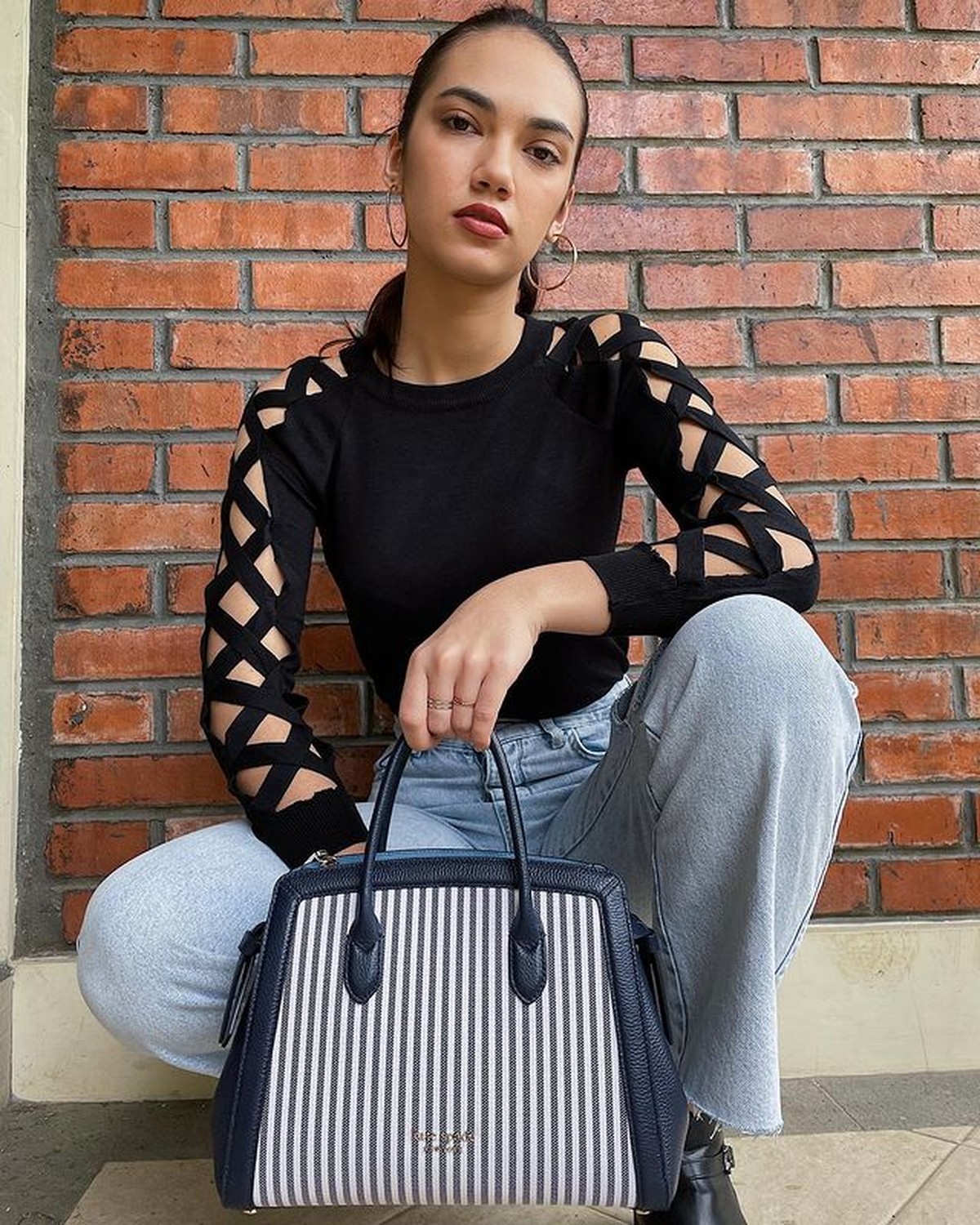 Haico Van Der Veken diisukan menjadi korban tikung teman karena unggahan Insta Storiesnya&period; Yuk kita intip potret si cantik ini&excl;