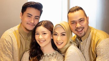 CURHAT ANNISA TRIHAPSARI MENIKAH DI USIA 16 TAHUN