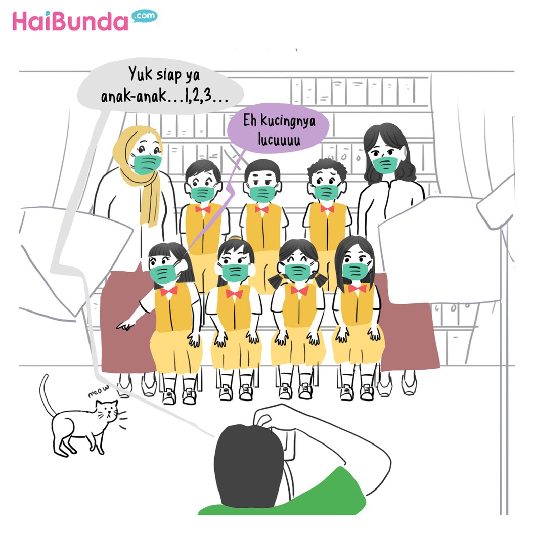 Komik foto bareng anak TK.