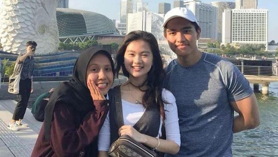 nadya arifta Nadya Arifta