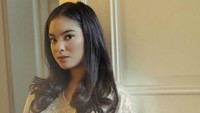 <p>Perkenalkan, Bunda, gadis cantik ini adalah Syandria Kameron, salah satu cicit Presiden ke-1 RI Soekarno. (Foto: Instagram @syandria)</p>