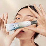 Kulit Glowing dan Awet Muda dengan AHC Luminous Glow Real Eye Cream For Face