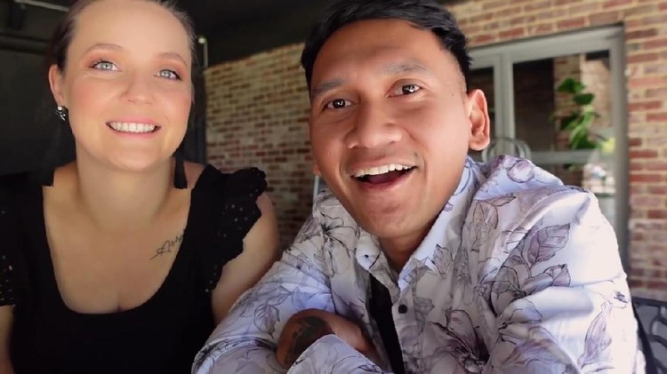 Christine dan Santos