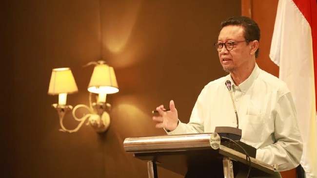Ketua Dewan Penasihat MIPI mengatakan, selain undang-undang dan konstitusi, pedoman pemerintahan juga tentang etika yang dapat menilai salah dan benar.