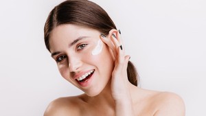 Wajah Sehat dan Awet Muda dengan Skincare Kandungan Peptide