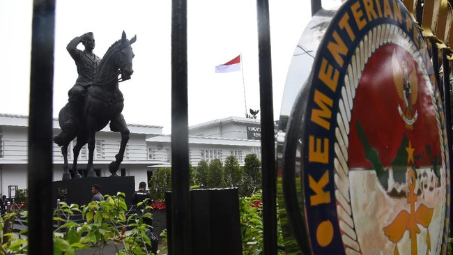 Kemhan berkata rencana bedah rumah di Cilincing adalah program inovasi Tri Dharma Unhan sebagai kampus binaan Kemhan.
