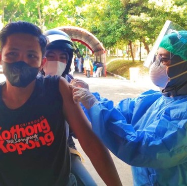 Banyak Warga Indonesia Ogah Divaksin COVID-19, Apa Alasannya?