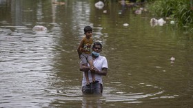 FOTO: Banjir Bandang Tewaskan 4 Orang di Sri Lanka