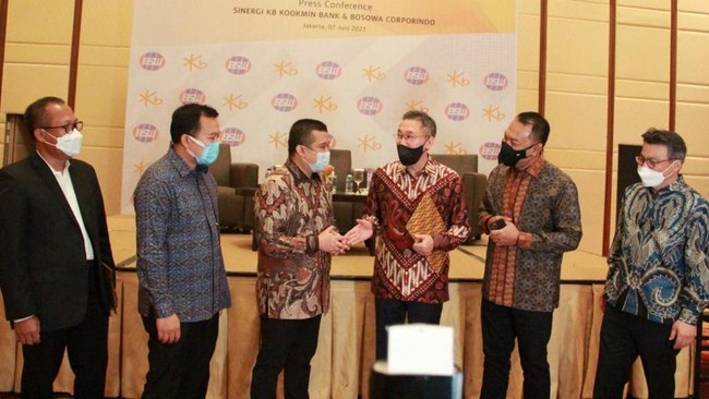 Pemegang saham pengendali KB Kookmin Bank bersama dengan Bosowa Corporindo menandatangani kesepakatan bersama untuk mendukung pertumbuhan PT Bank KB Bukopin.