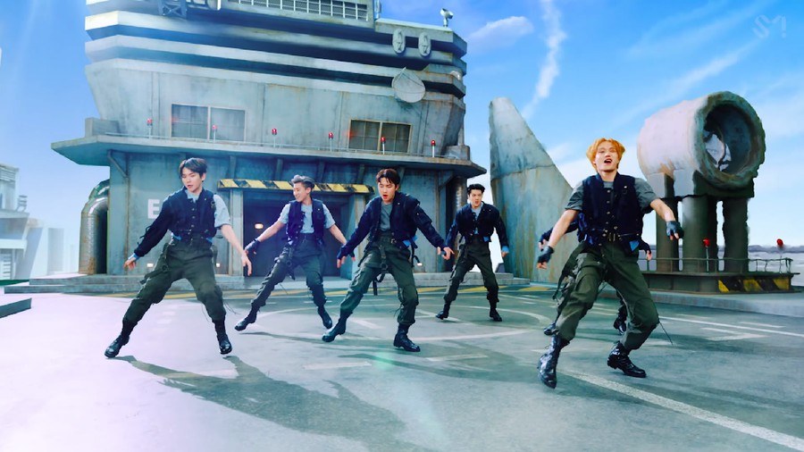 EXO