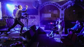 FOTO: Kembalinya Skena Musik Live di London