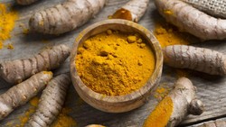 7 Khasiat Kunyit Menjaga Kesehatan Kulit, Tubuh, dan Mental