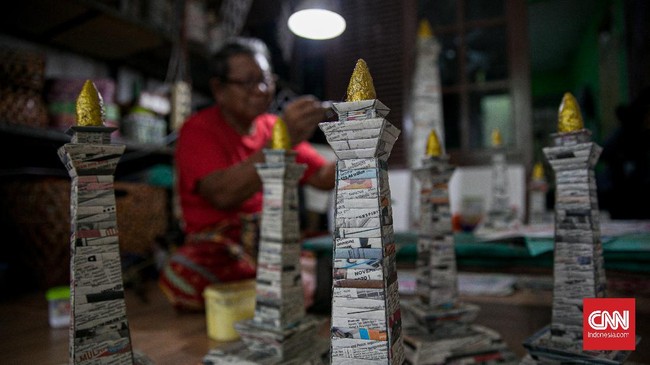 FOTO: Menjadikan Limbah Kertas Kerajinan Bernilai Ekonomi