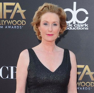 Bintang Film 'Gone Girl' Alami Kritis Usai Ditabrak Lari