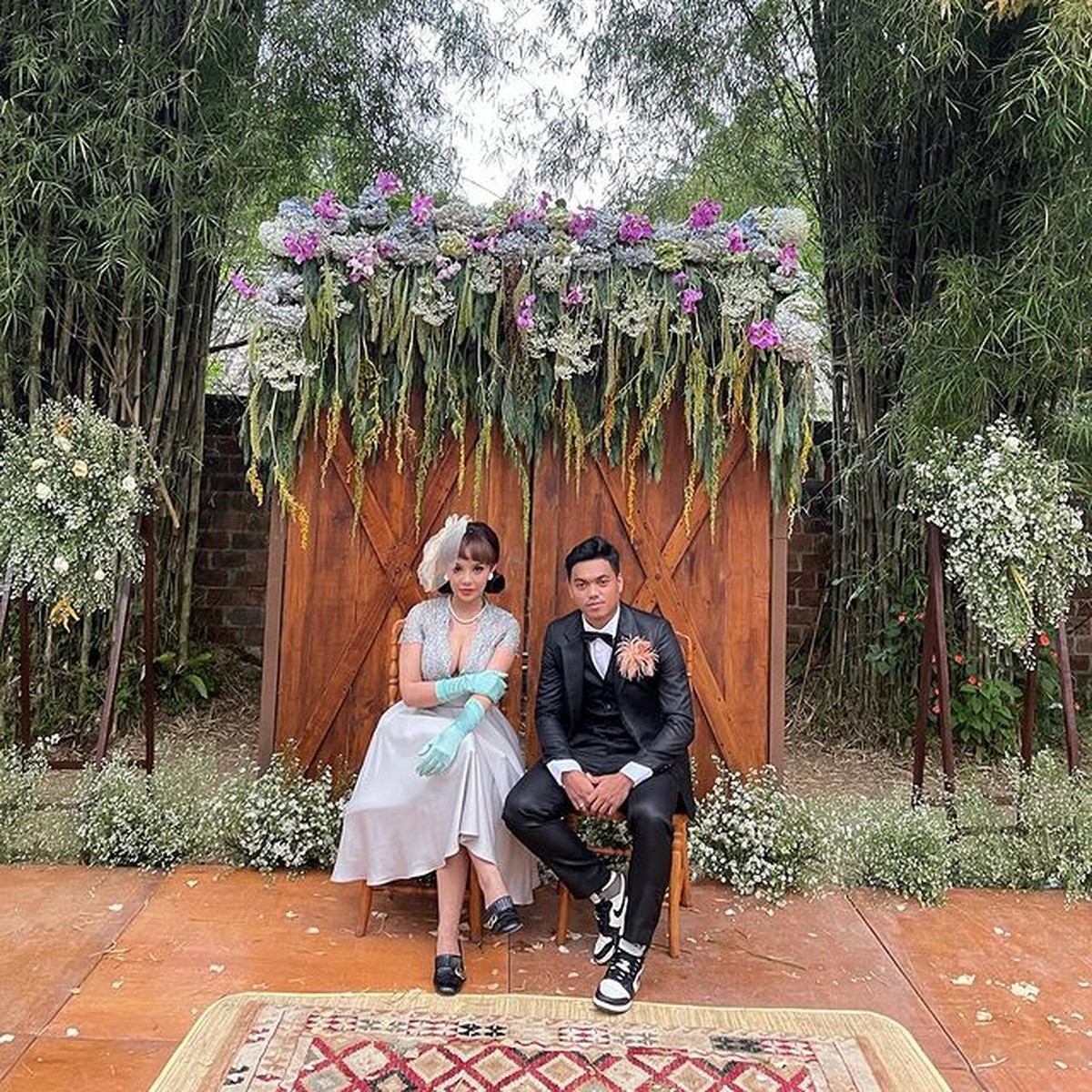 Alfath Fathier telah resmi menikahi Nadia Christina&period; Yuk kita intip momen pernikahan mereka&excl;