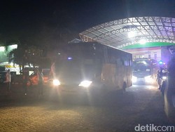 Lagi! Ratusan Pasien Corona Kudus Tiba di Asrama Haji Donohudan Malam Ini
