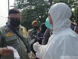 Warga Positif COVID-19 yang Kabur dalam Penyekatan di Suramadu Diamankan