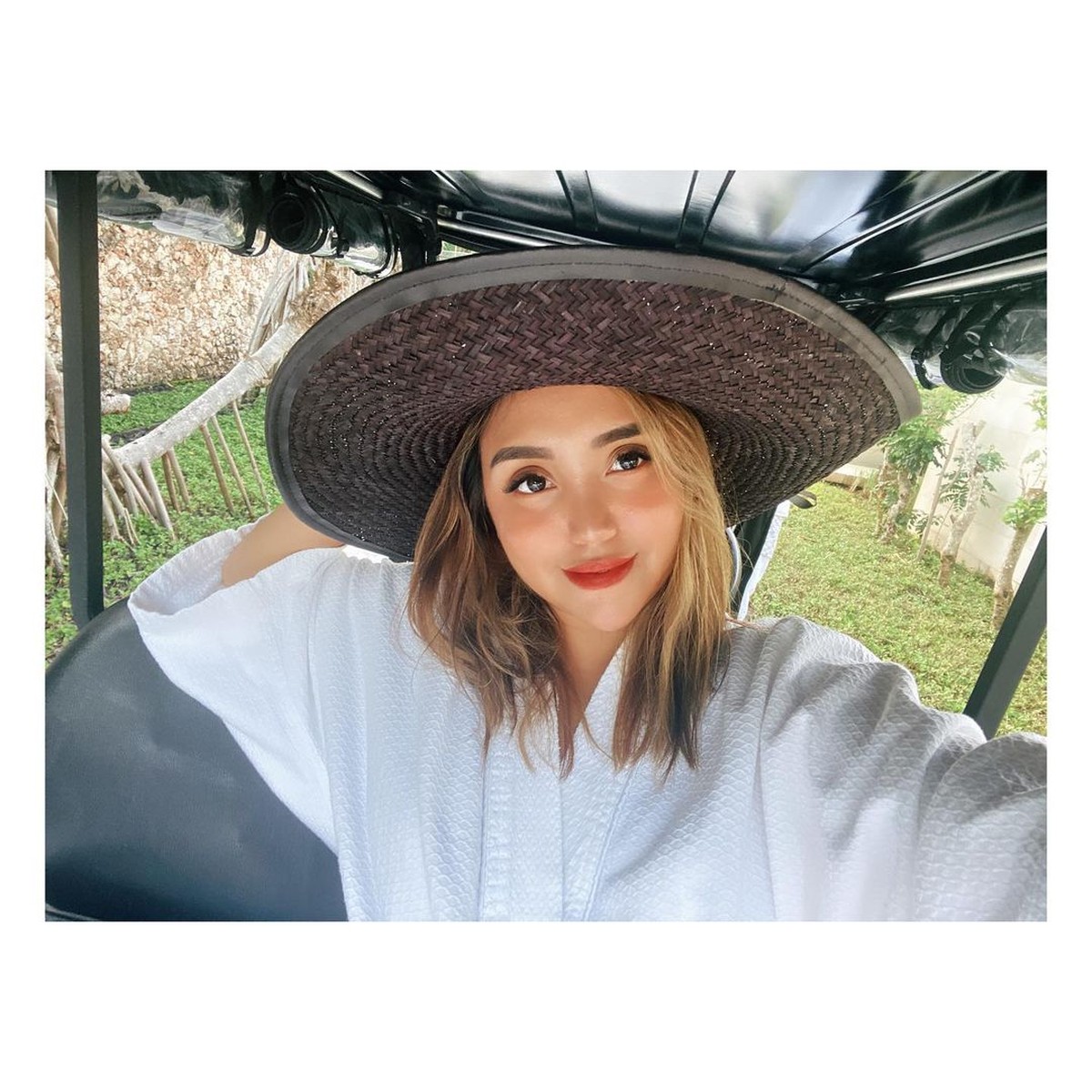 Unggahan Salmafina beberapa waktu lalu diduga sindir Alvin Faiz&period; Yuk kita intip potret Salmafina&excl;