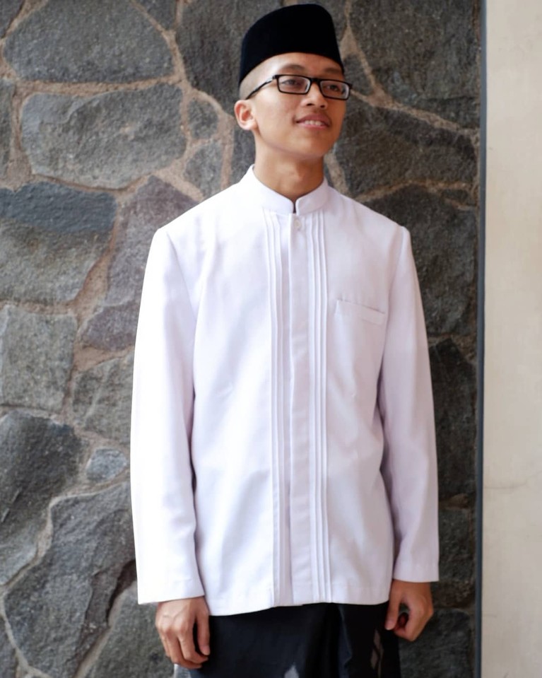 Sosok Ghaza Ghazali Putra Aa Gym Muhammad Ghaza Al Ghazali pitra Aa Gym dan Teh Ninih membuat heboh publik lantaran bongkar aib keluarga. Yuk kita lihat sosoknya!