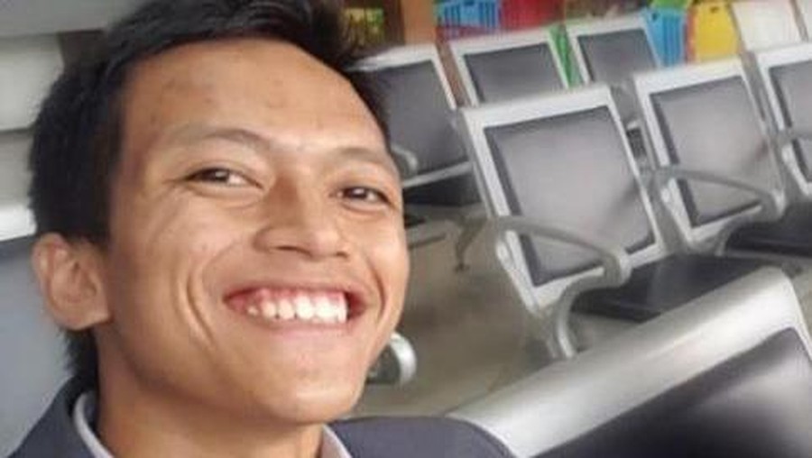 Sosok Ghaza Ghazali Putra Aa Gym Muhammad Ghaza Al Ghazali pitra Aa Gym dan Teh Ninih membuat heboh publik lantaran bongkar aib keluarga. Yuk kita lihat sosoknya!