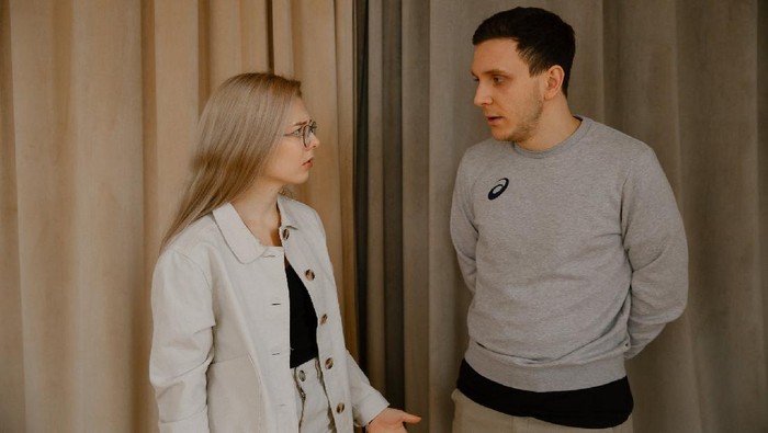 4 Alasan Utama Kenapa Orang Memilih Bertahan dalam Hubungan Toxic